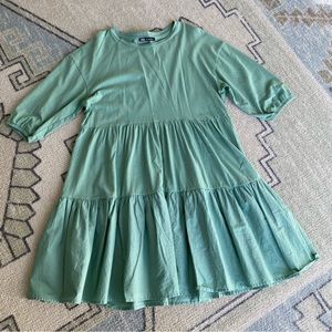 Zara Pleated Dress in Green sz S